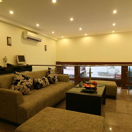 Eliana Ruby Hotel & Travel ฮานอย ภายนอก รูปภาพ