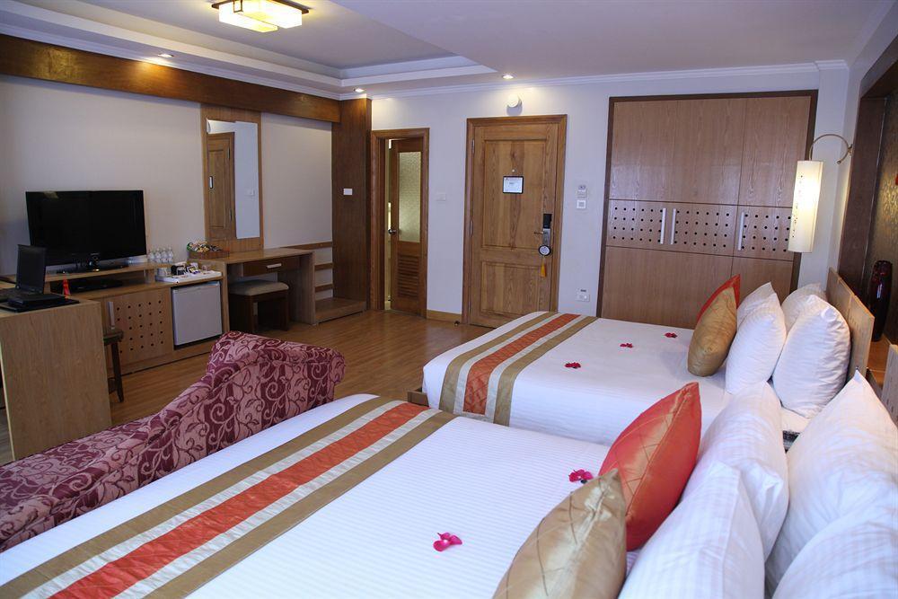 Eliana Ruby Hotel & Travel ฮานอย ภายนอก รูปภาพ
