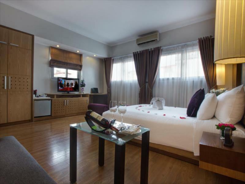 Eliana Ruby Hotel & Travel ฮานอย ภายนอก รูปภาพ