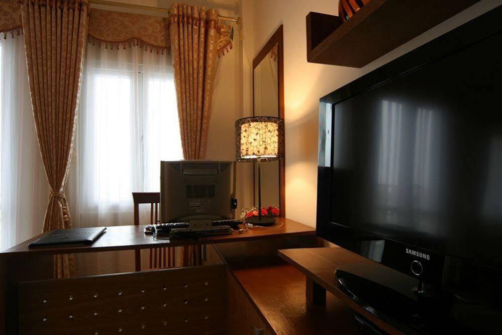 Eliana Ruby Hotel & Travel ฮานอย ภายนอก รูปภาพ